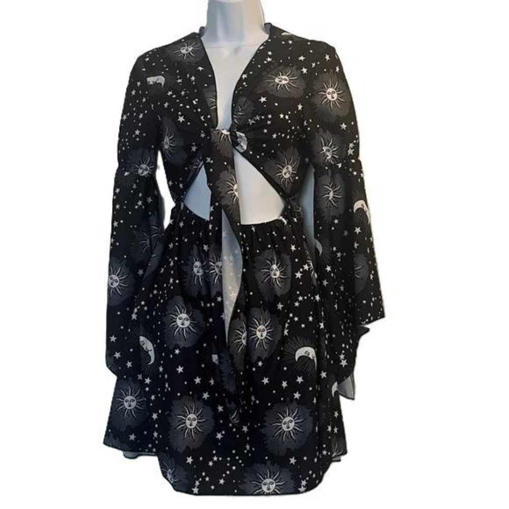 Dress Women S Celestial Sun Moon Stars Black Tie Front Cutout Bell Sleeve